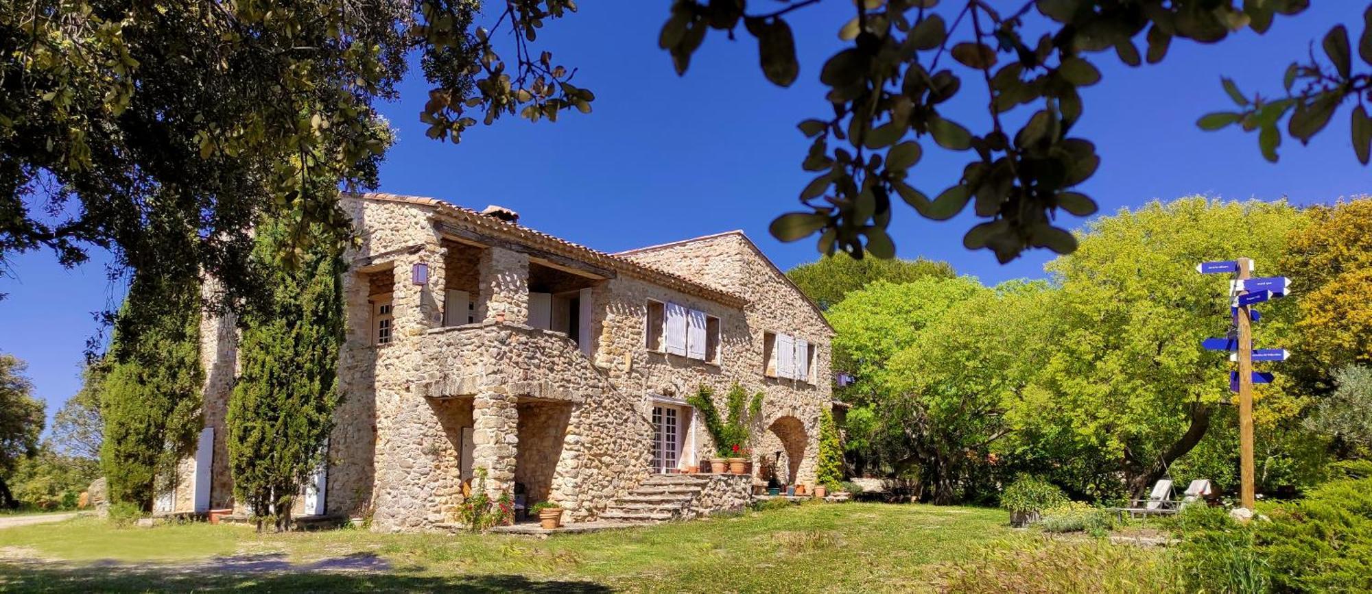 Maison Catalina Gignac  Buitenkant foto